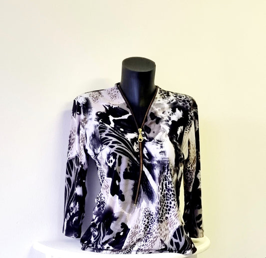 Chewy - Zip embellished animal print blouse