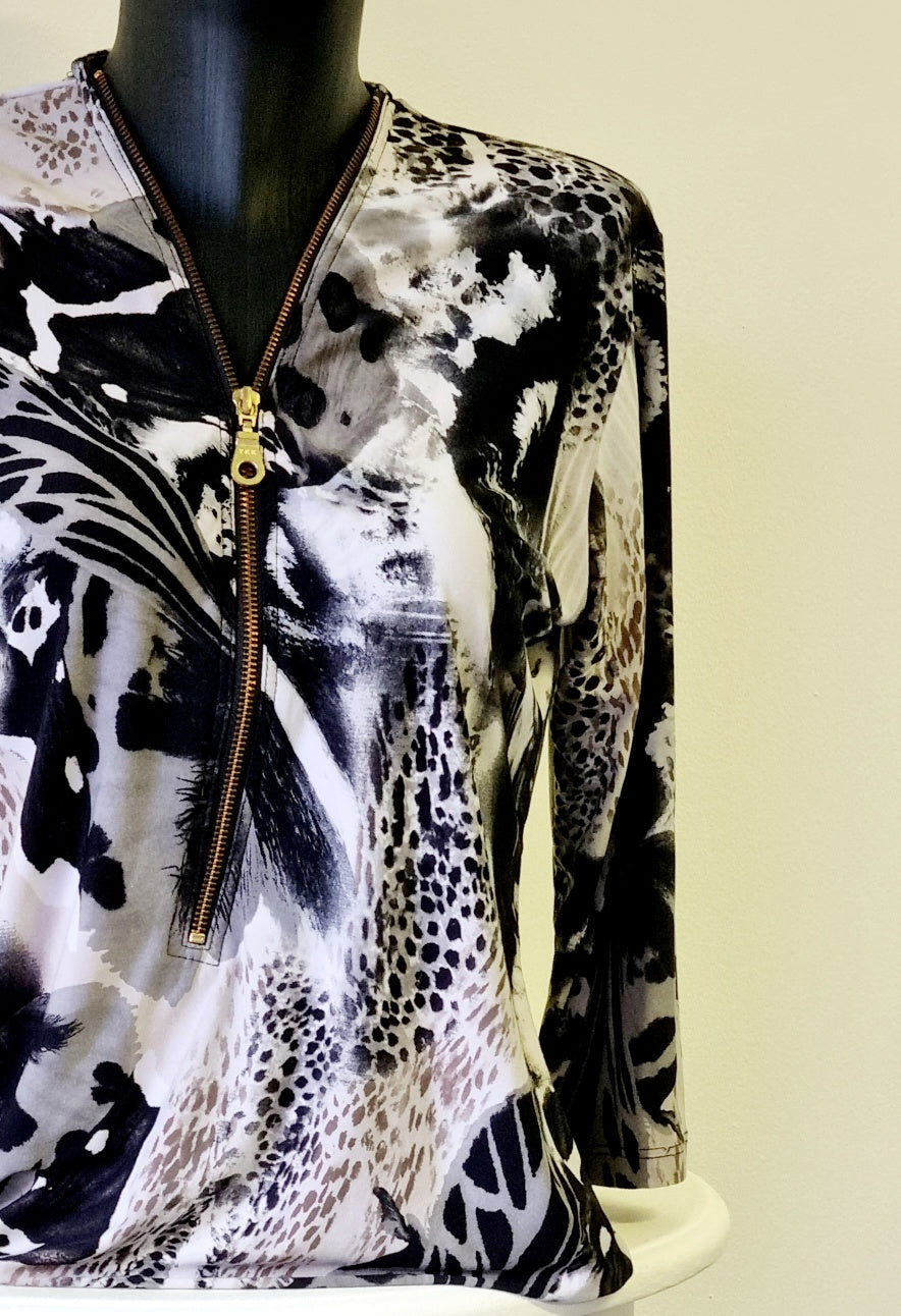 Chewy - Zip embellished animal print blouse