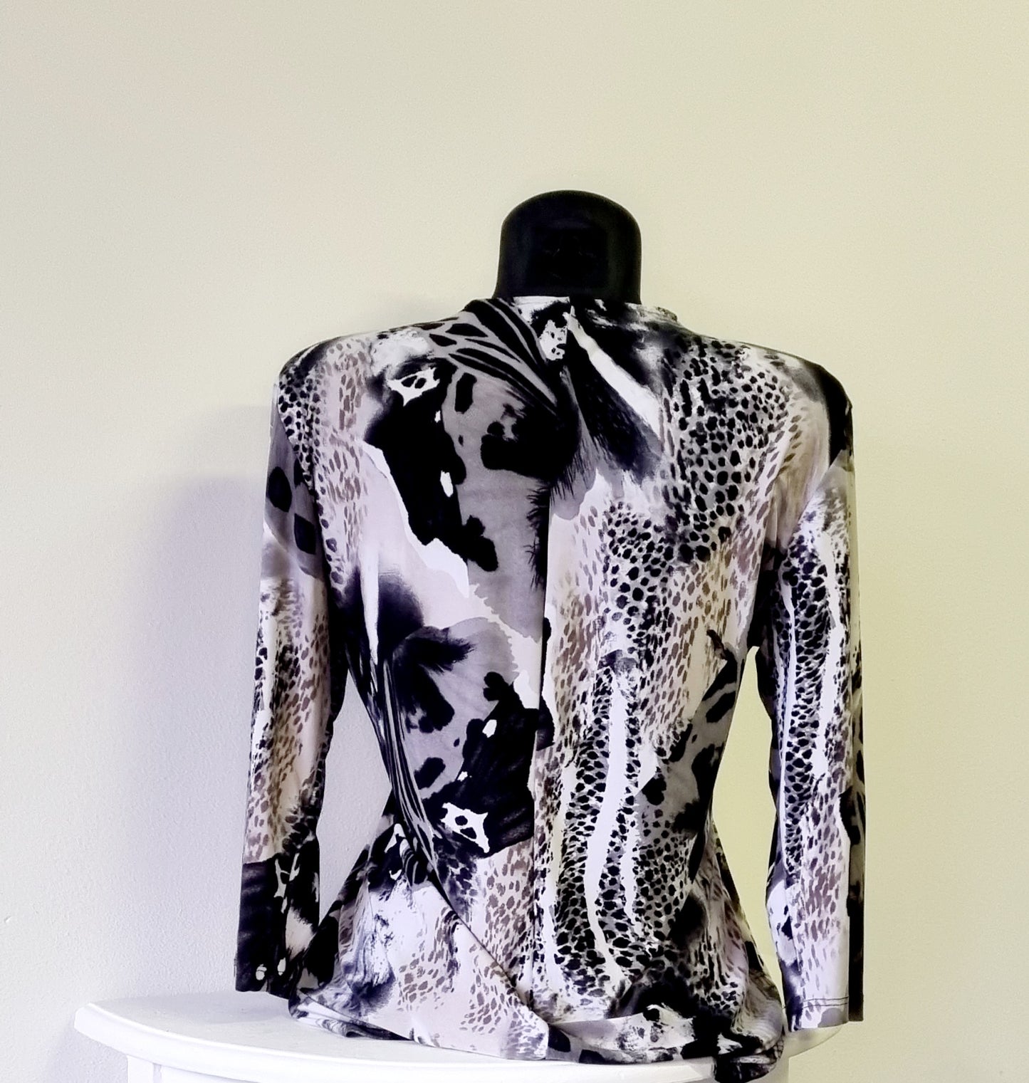Chewy - Zip embellished animal print blouse