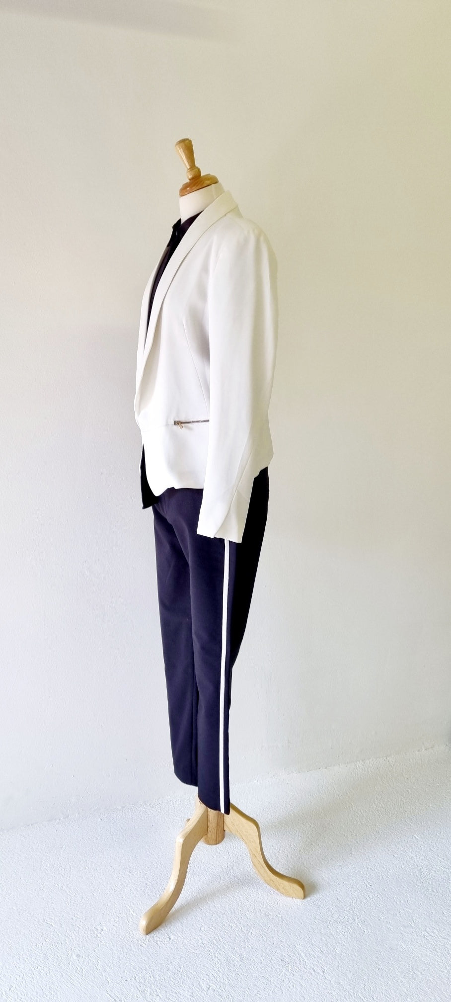 Zara Woman - Black trousers with white stripe on side