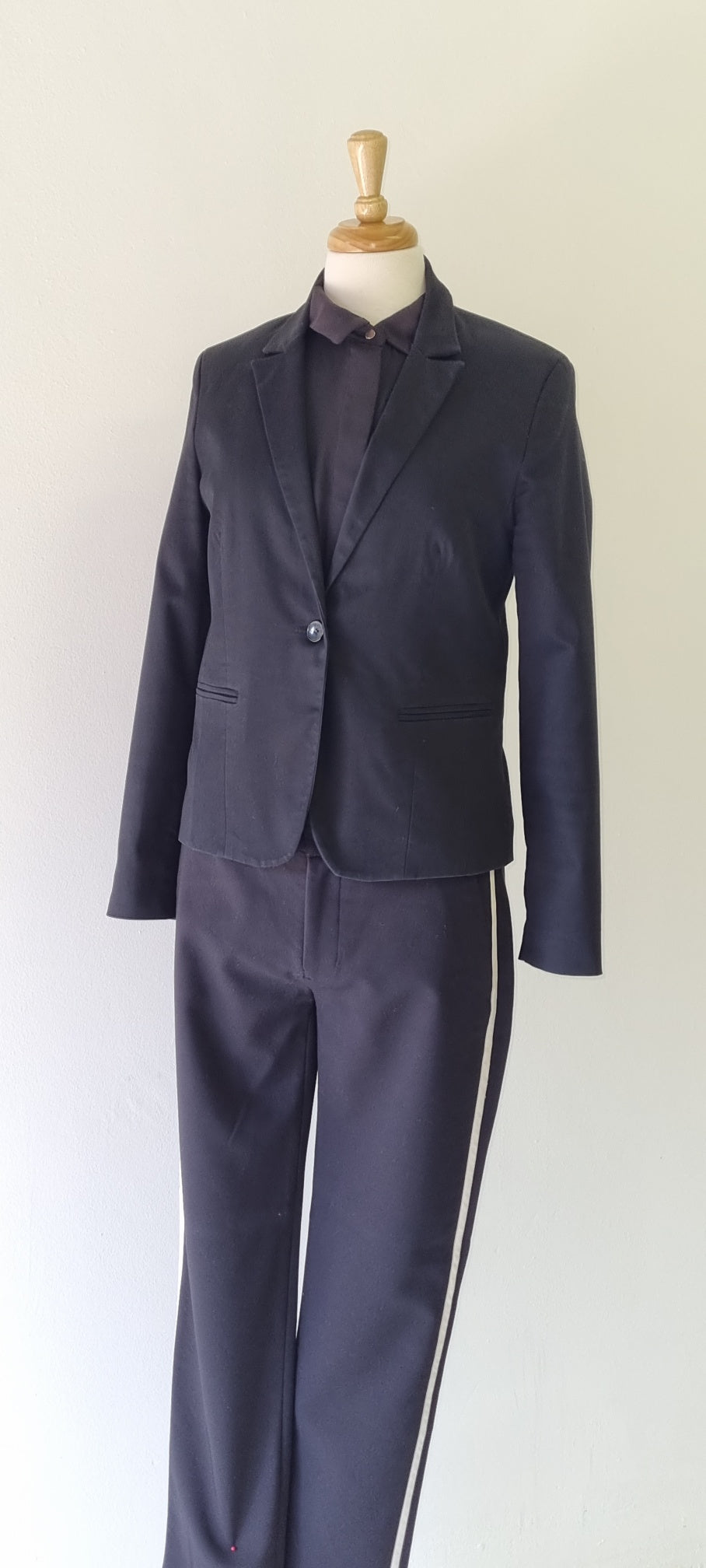 Zara Woman - Black trousers with white stripe on side