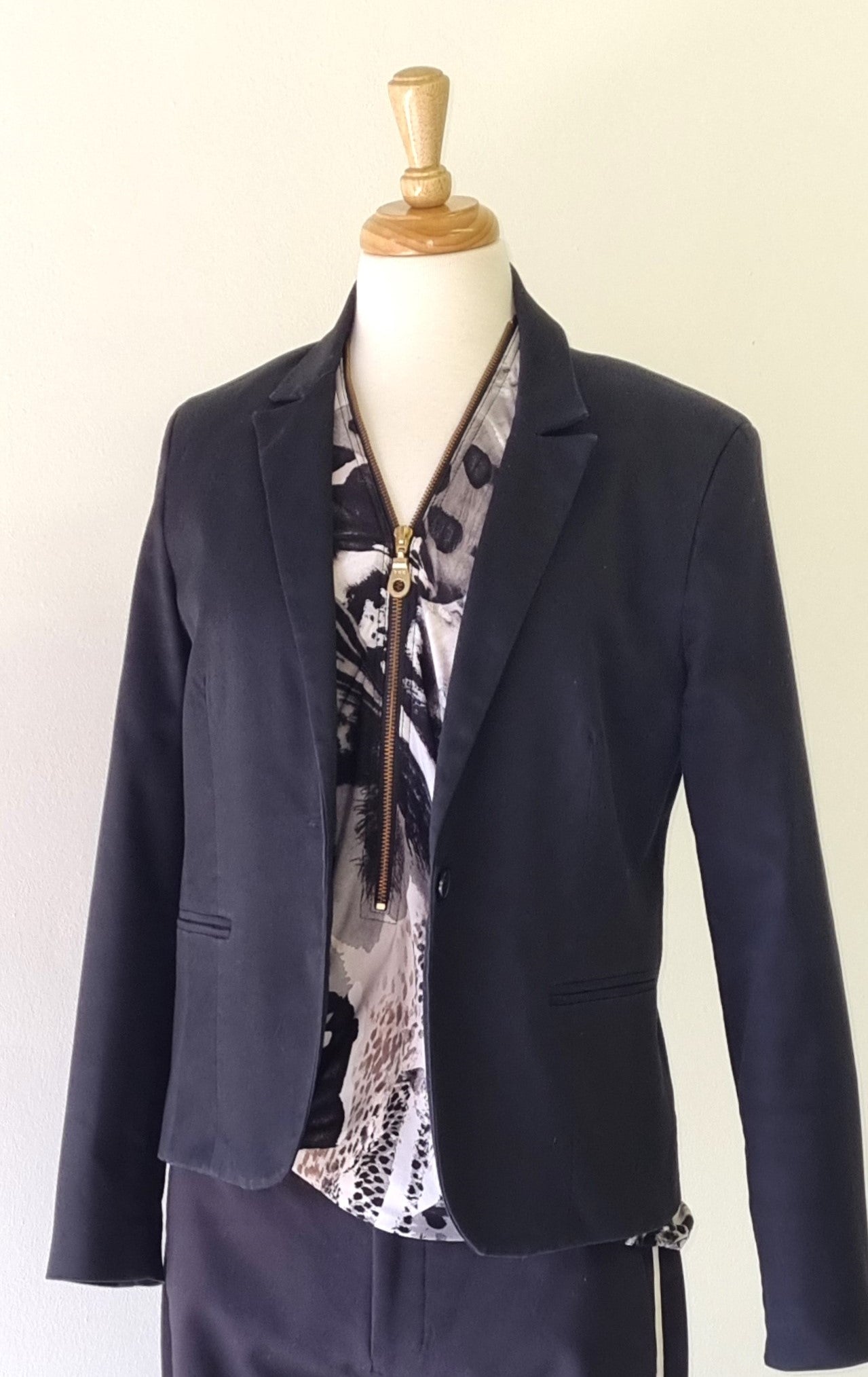 Studio w - Black collared single button blazer