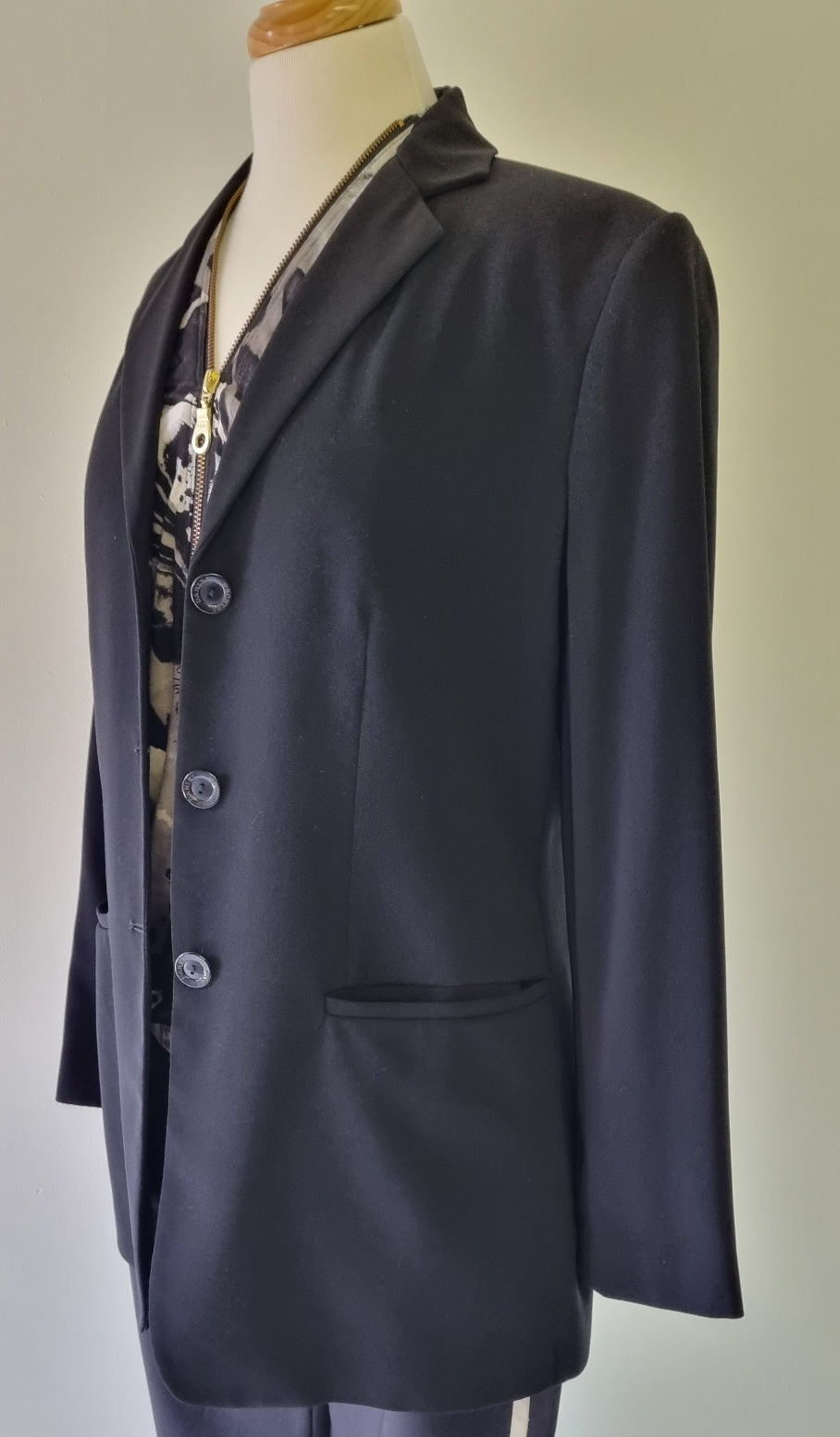 Chewy - Zip embellished animal print blouse