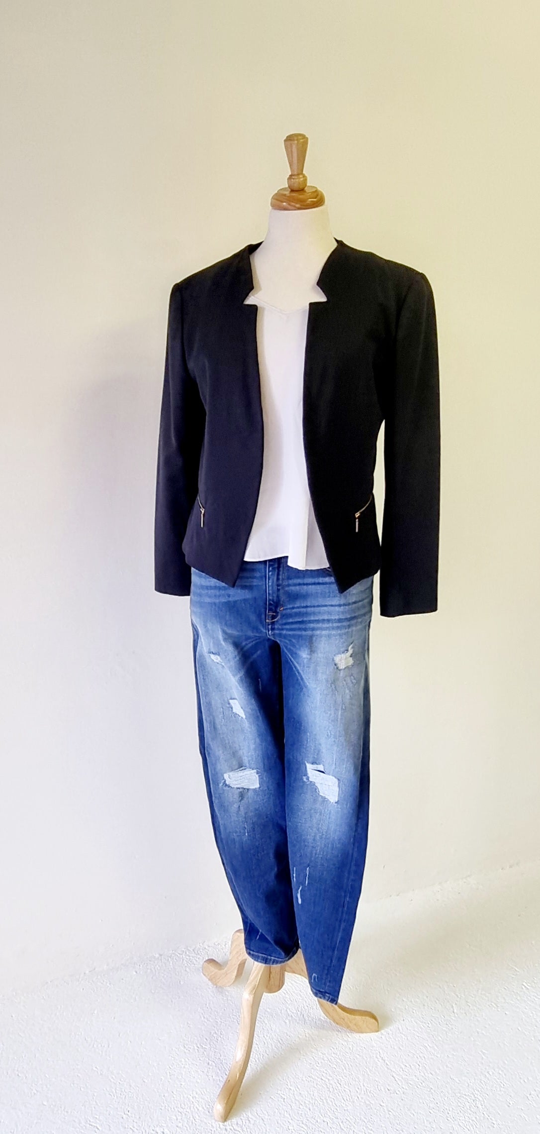 Forever New - Blue blazer with side pocket embellished zips