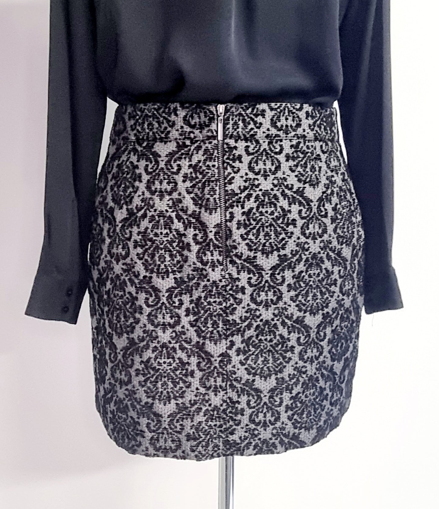 Edition - Black & Grey shimmery mini skirt