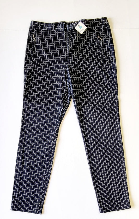 Zara Basics - Blue & white square patterned straight legged trousers