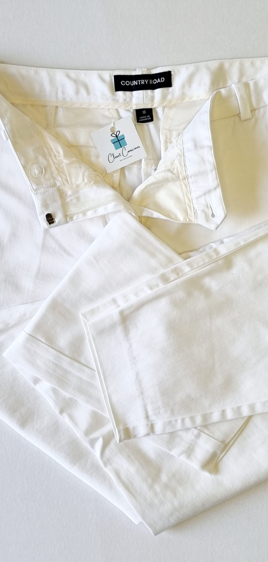 Country Road - White straight legged chino trousers