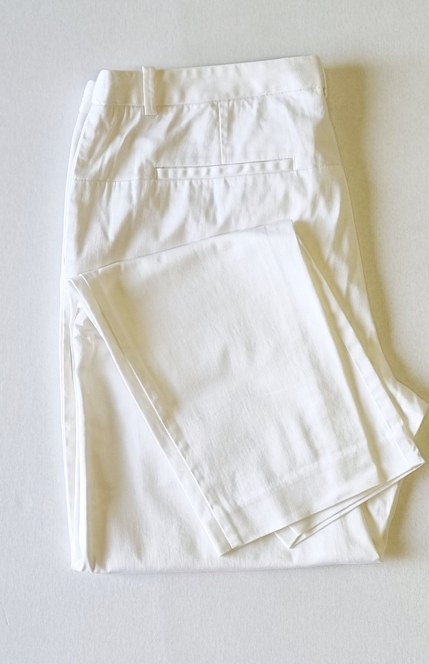 Country Road - White straight legged chino trousers