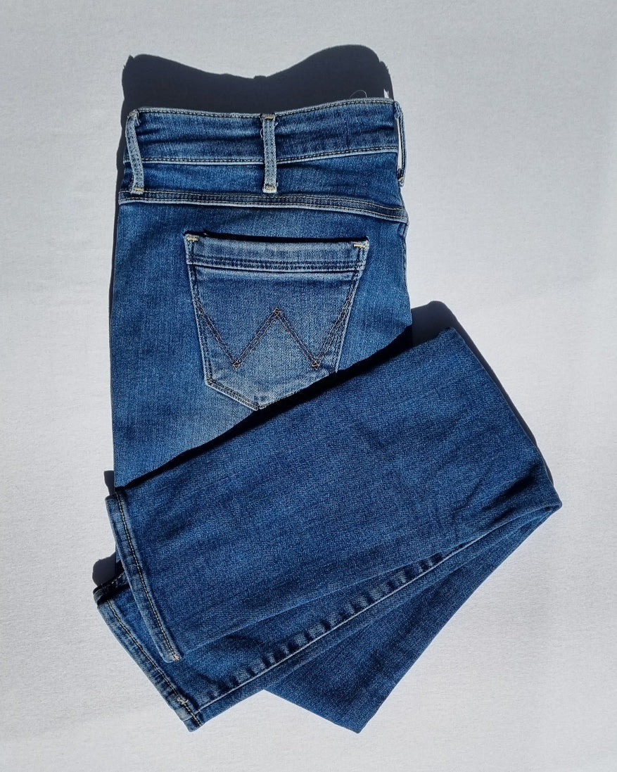 Wrangler - Straight leg blue jeans