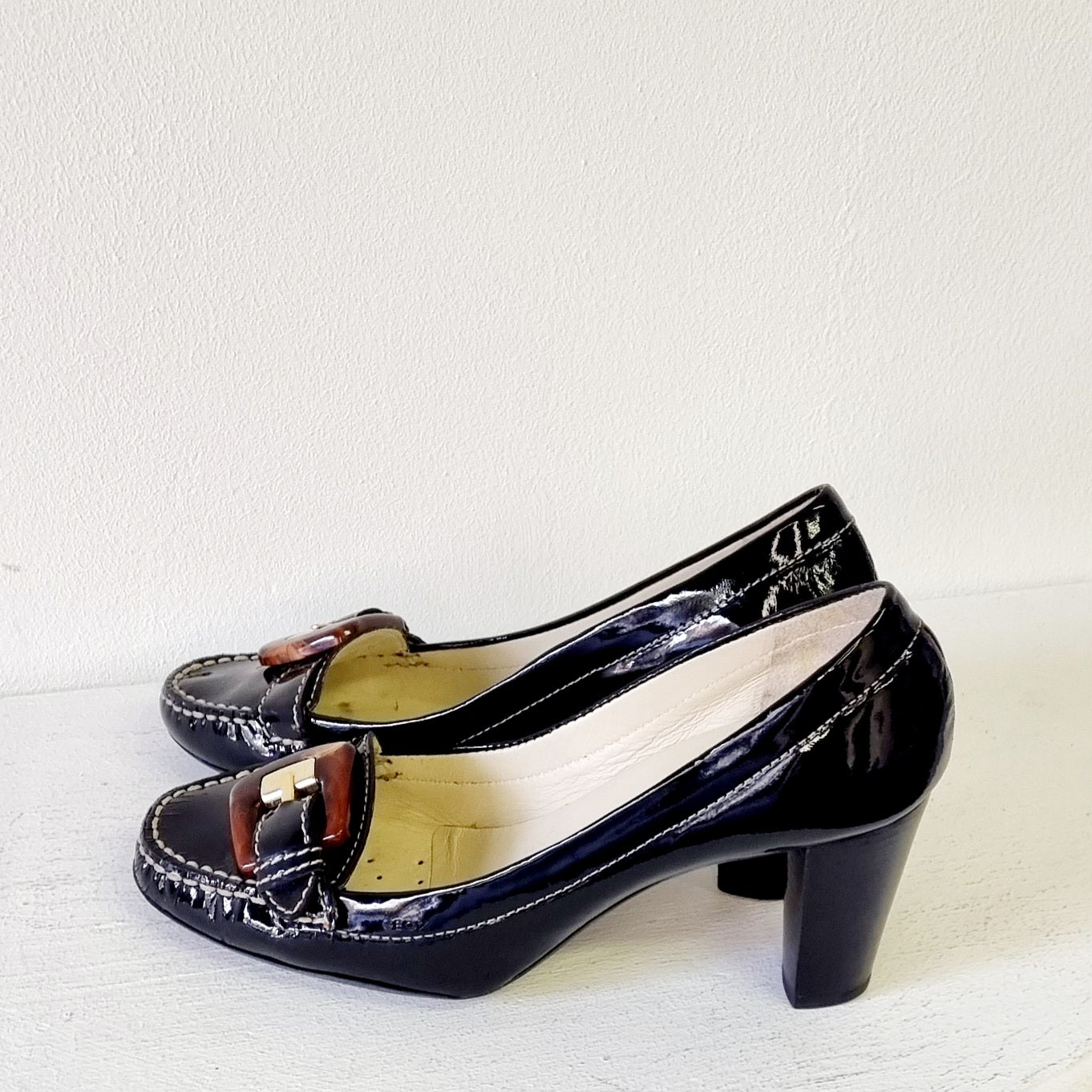 GEOX Respira - Black Heeled Leather Closed-toe Vintage Pumps
