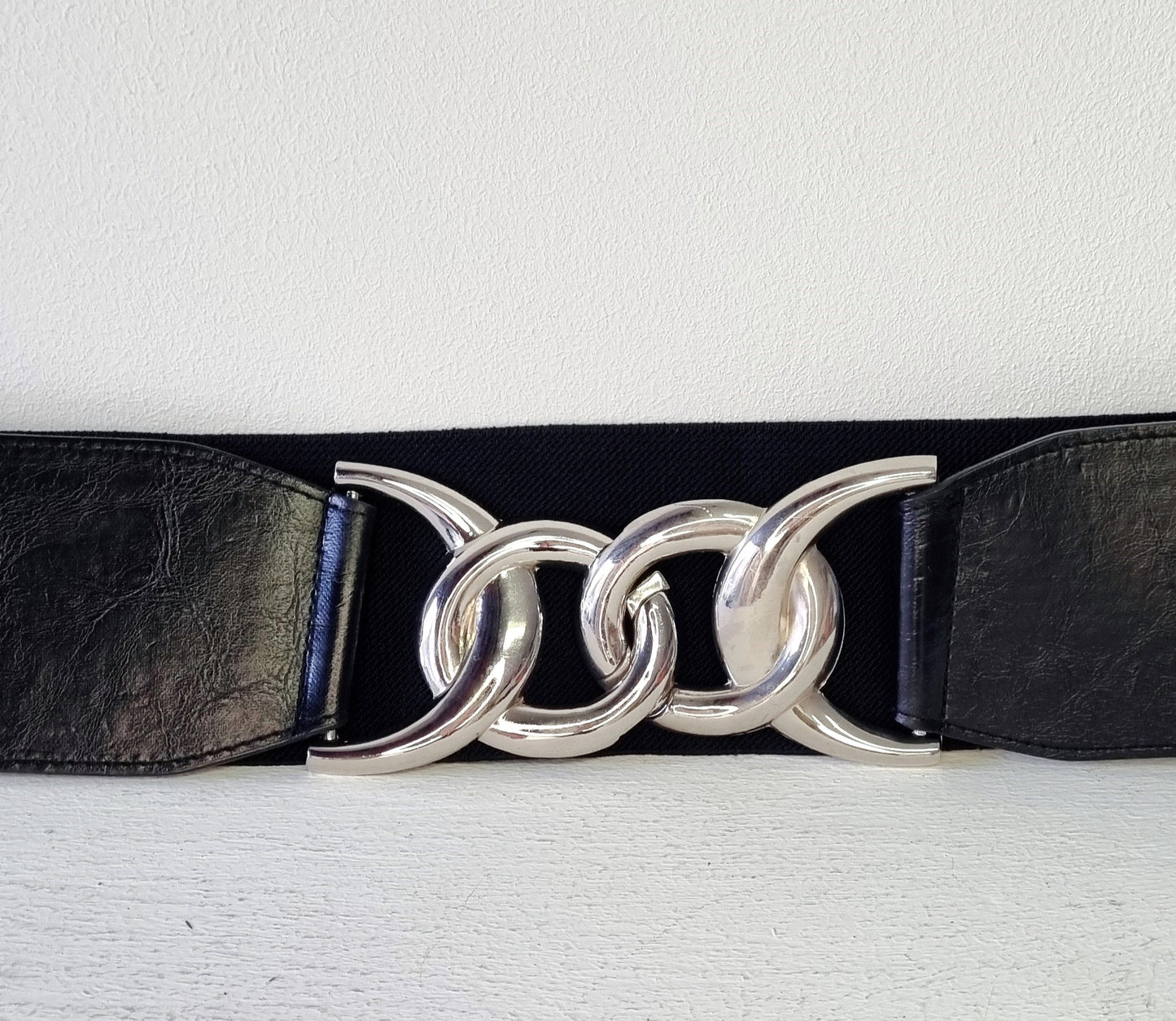 No Brand - Black & Silver Mid Waist Stretch Belt