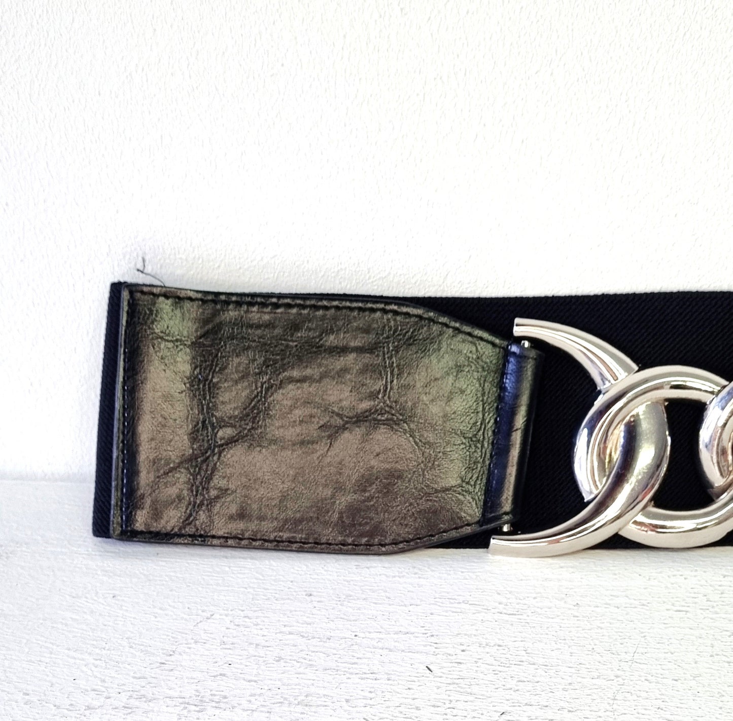 No Brand - Black & Silver Mid Waist Stretch Belt