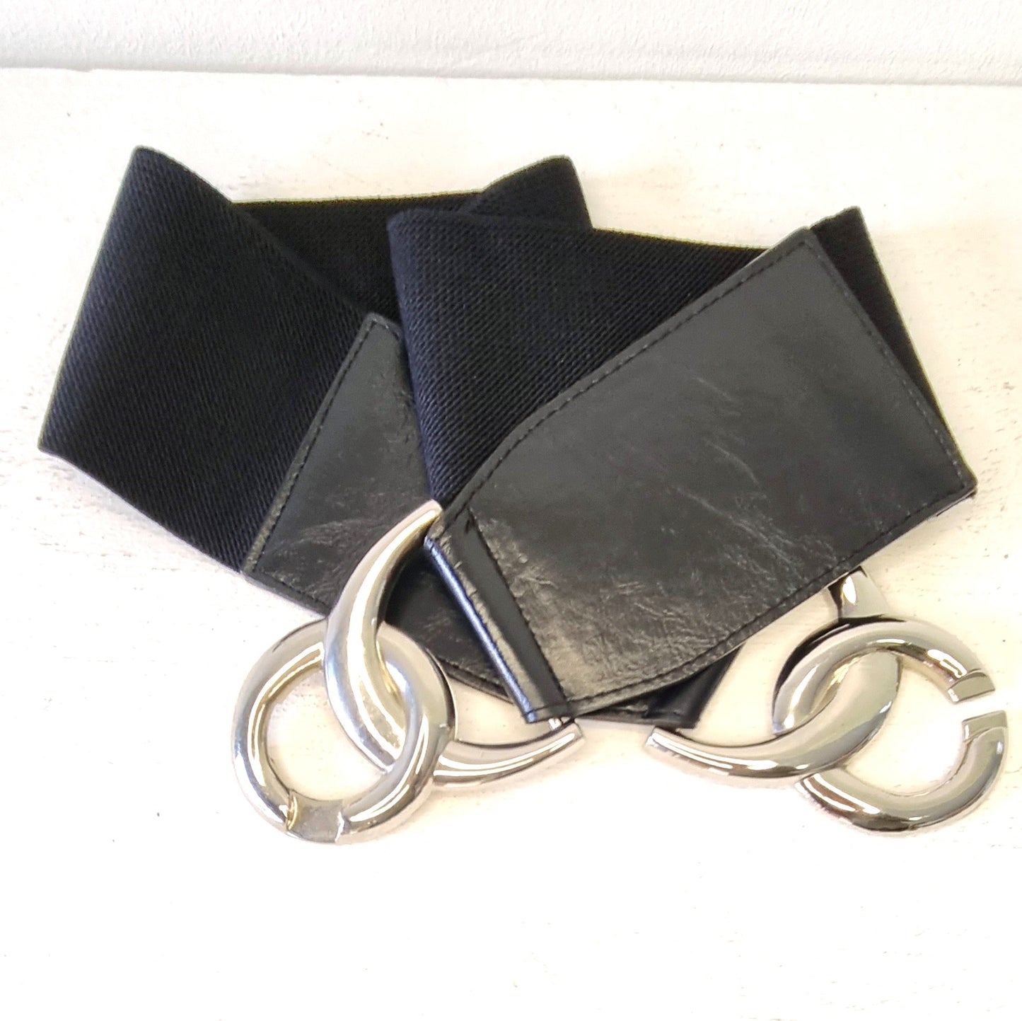 No Brand - Black & Silver Mid Waist Stretch Belt