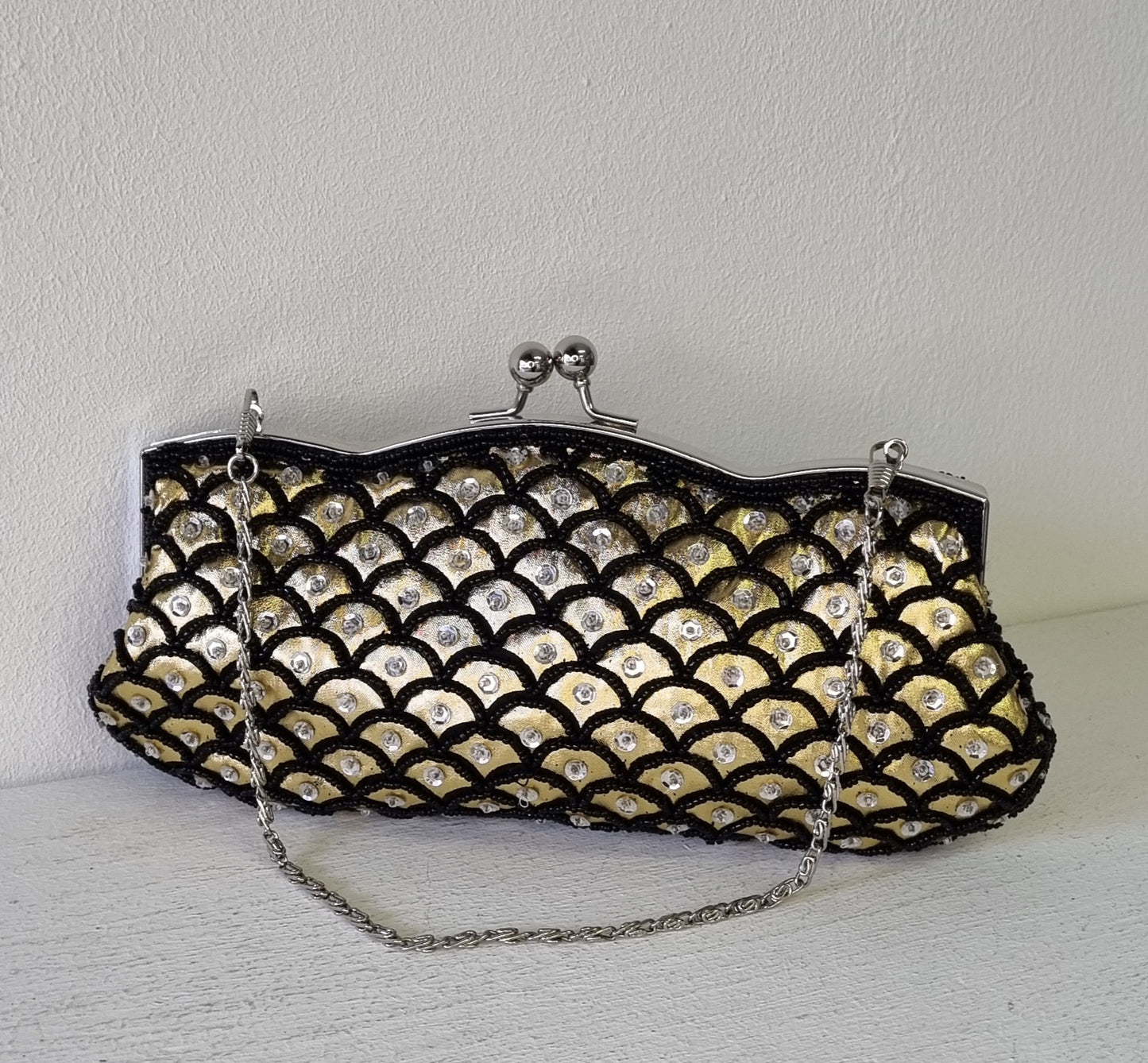 No Brand - Black & Gold clutch bag