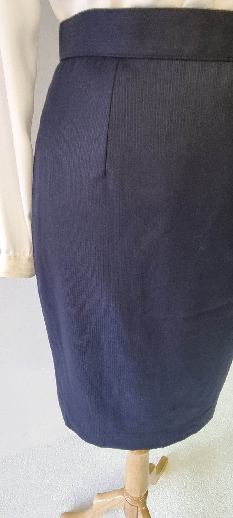 No Brand - Tailor made navy blue knee length lined pencil skirt