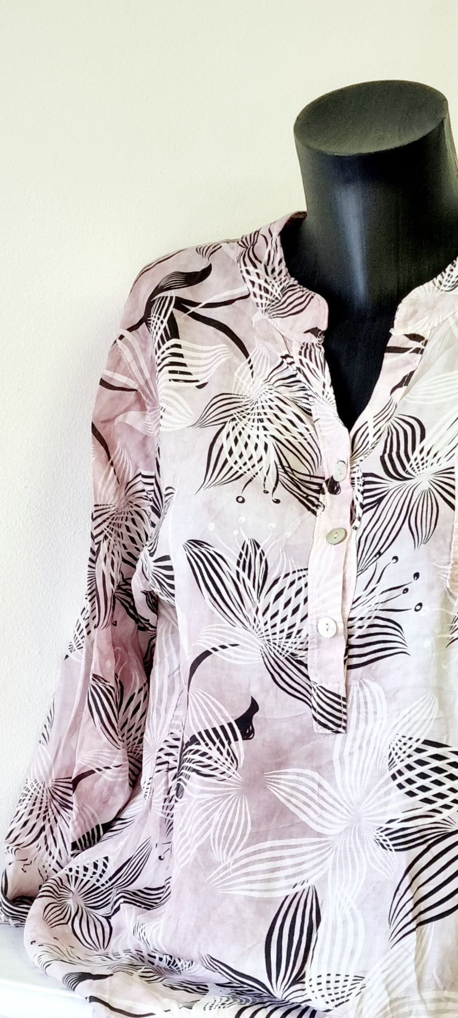 Made in Italy - Pink & Black Flower Print Mandarin Blouse