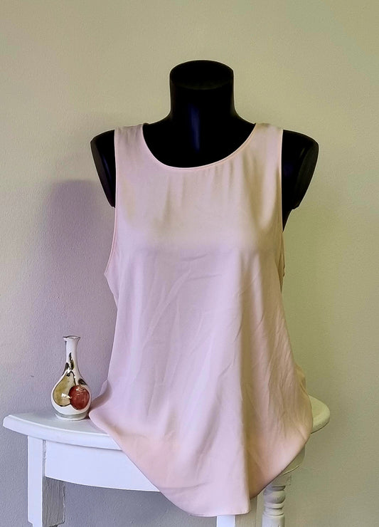 Forever New - Cosmetic Nude Sleeveless Beth Curved Hem Blouse