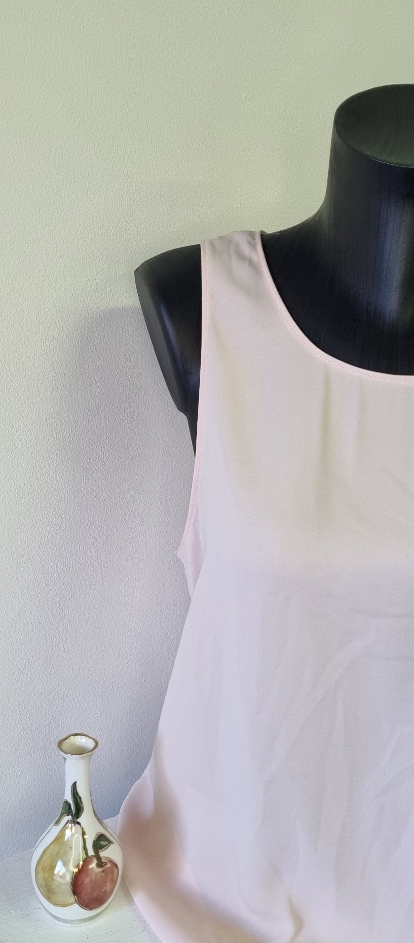 Forever New - Cosmetic Nude Sleeveless Beth Curved Hem Blouse