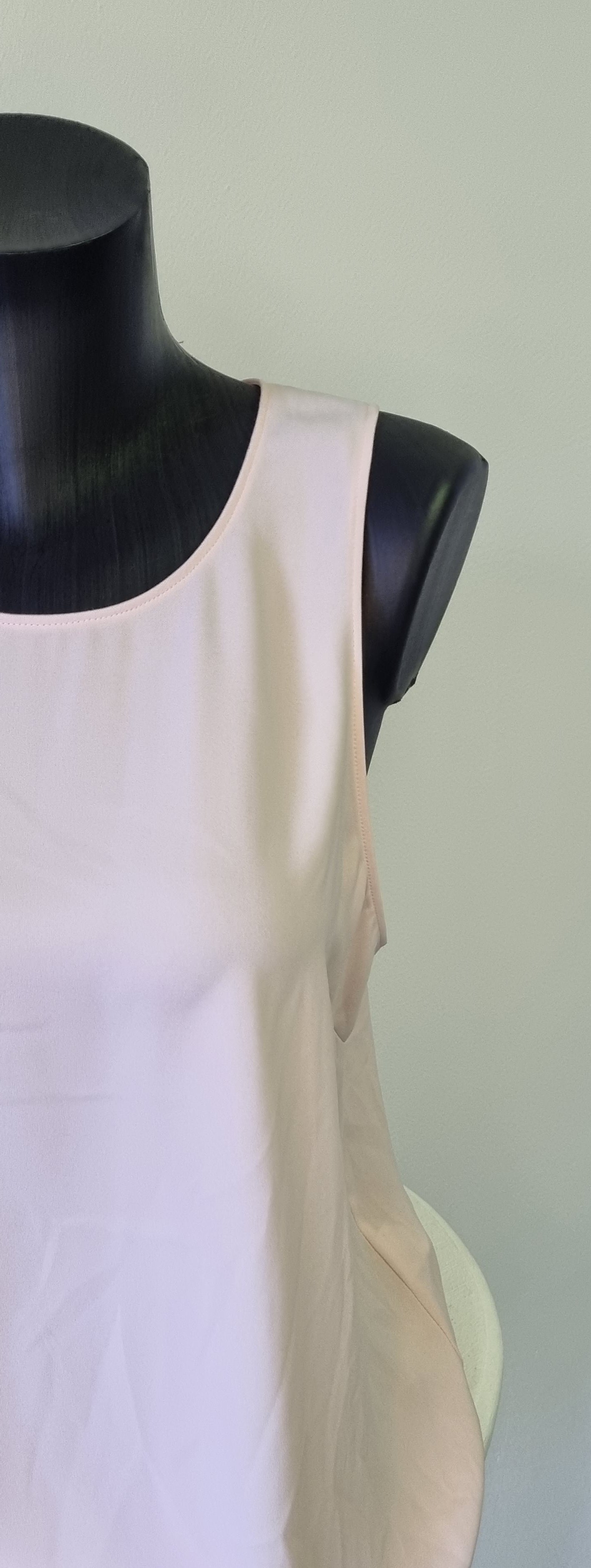 Forever New - Cosmetic Nude Sleeveless Beth Curved Hem Blouse