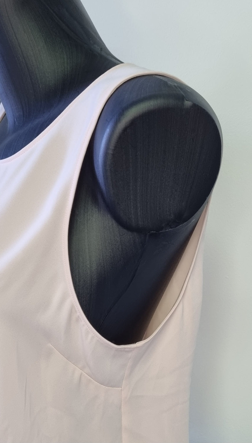 Forever New - Cosmetic Nude Sleeveless Beth Curved Hem Blouse