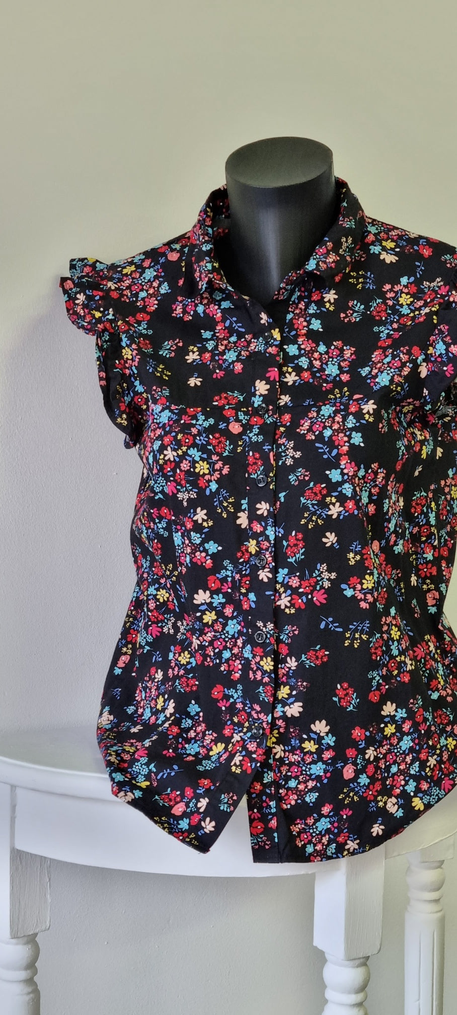 RT - Black multi color flower printed cotton short sleeve shirt