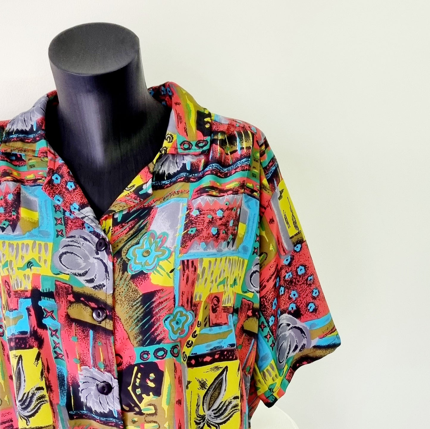 Hand Sewn - Multi Colored Buttoned Shirt