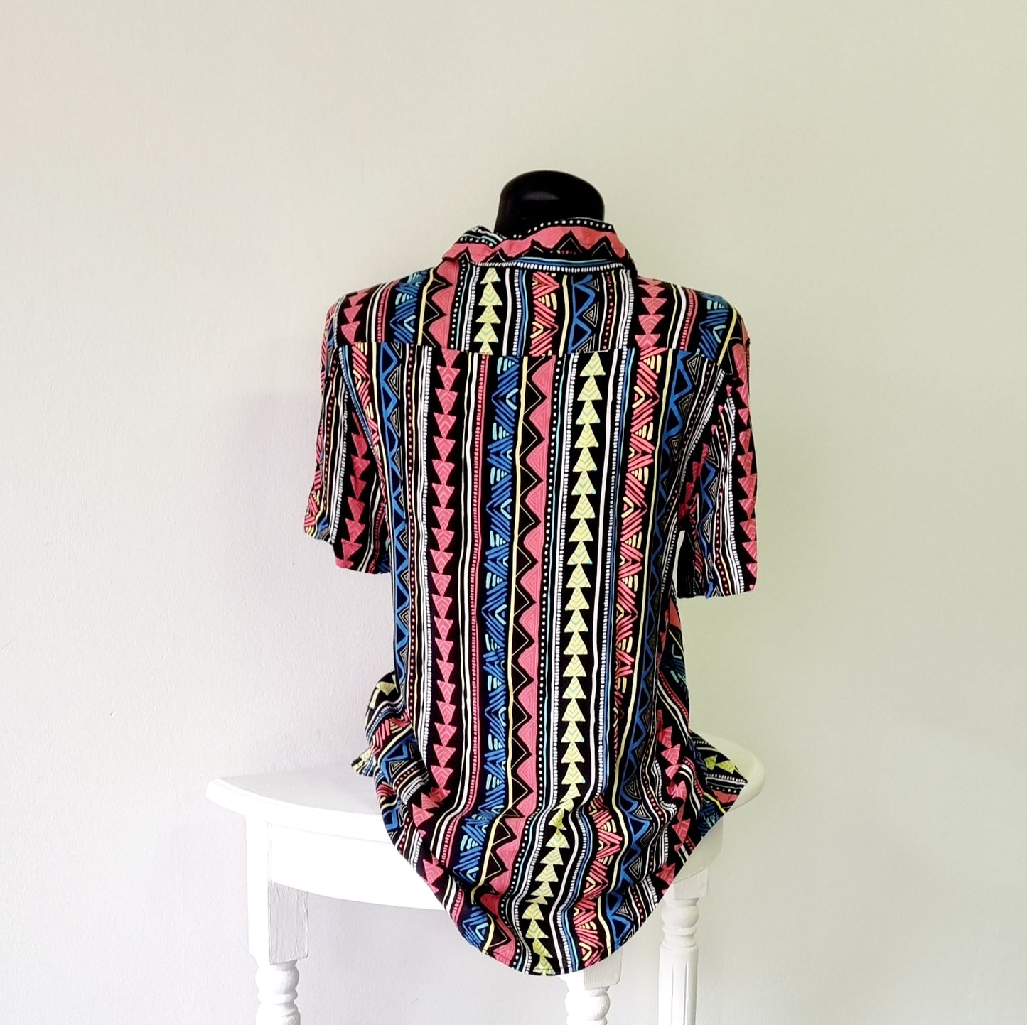 RT - Relaxed geo patterned shirt