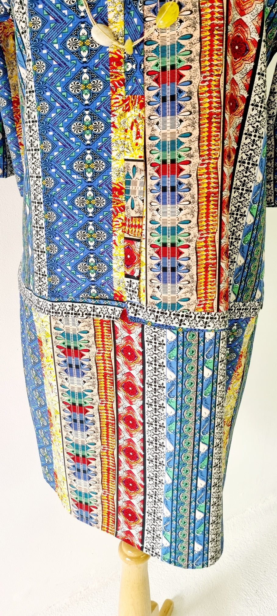 f.o.r.d.a.y.s - Bright and Cheerful Summer Straight Stretch Dress