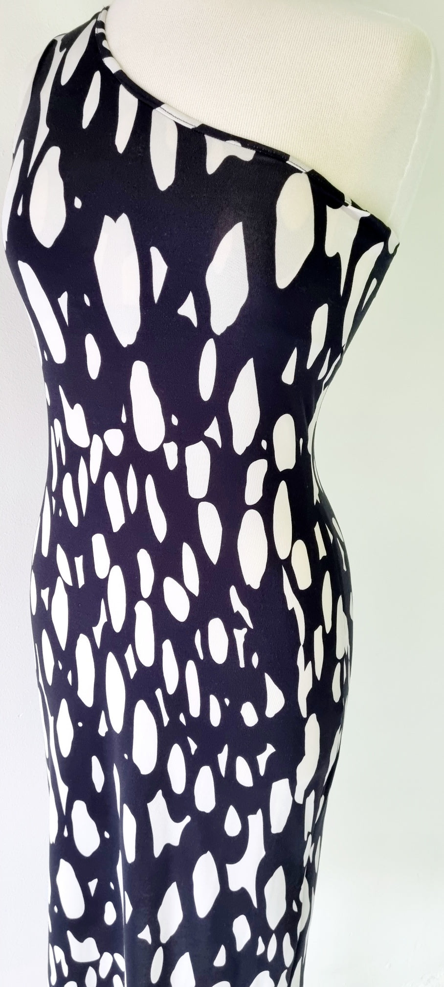 Nina J Runway - Designer One Shoulder Midi Stretch Dress