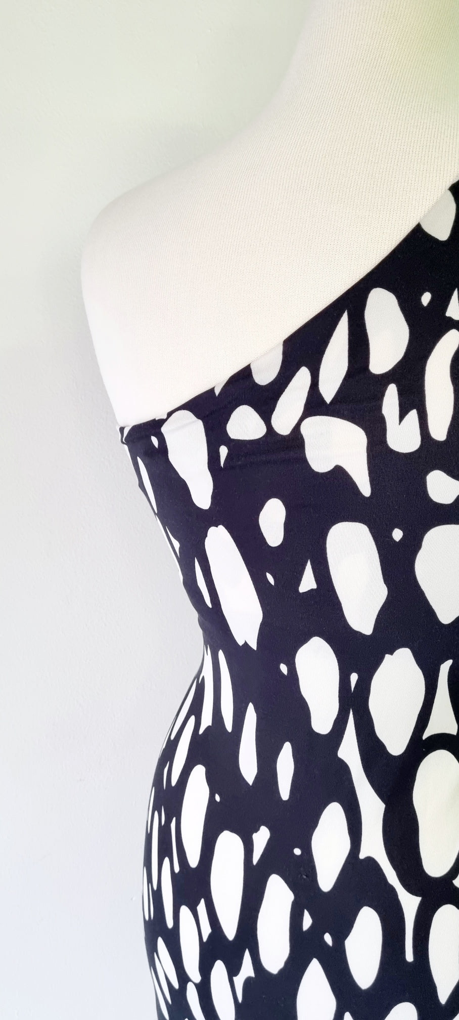 Nina J Runway - Designer One Shoulder Midi Stretch Dress