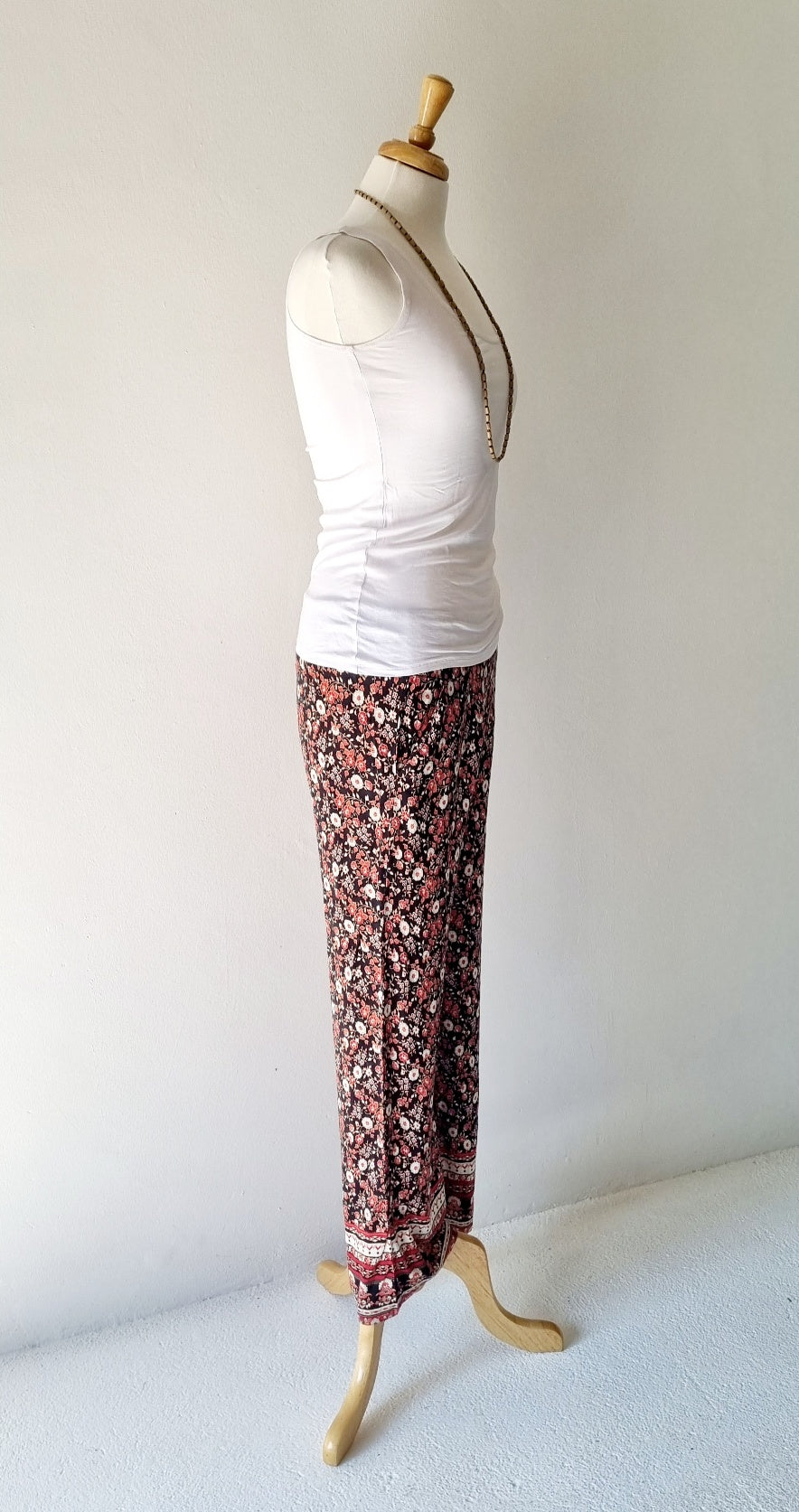 Trs - Brown & Beige wide leg relaxed slacks with side pockets