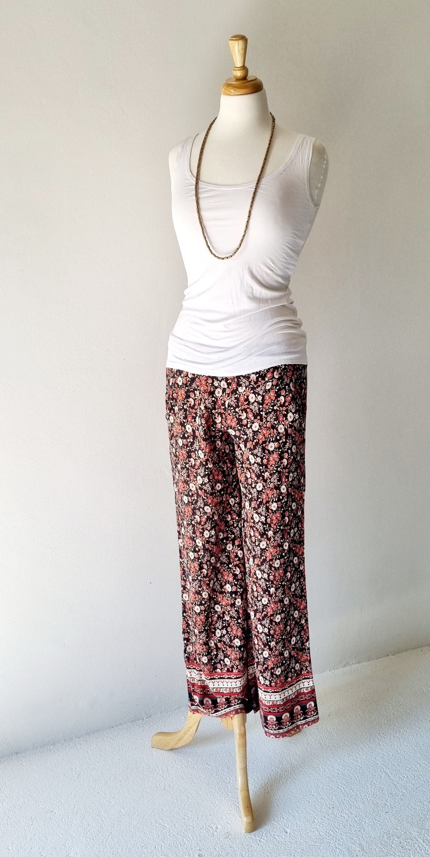 Trs - Brown & Beige wide leg relaxed slacks with side pockets