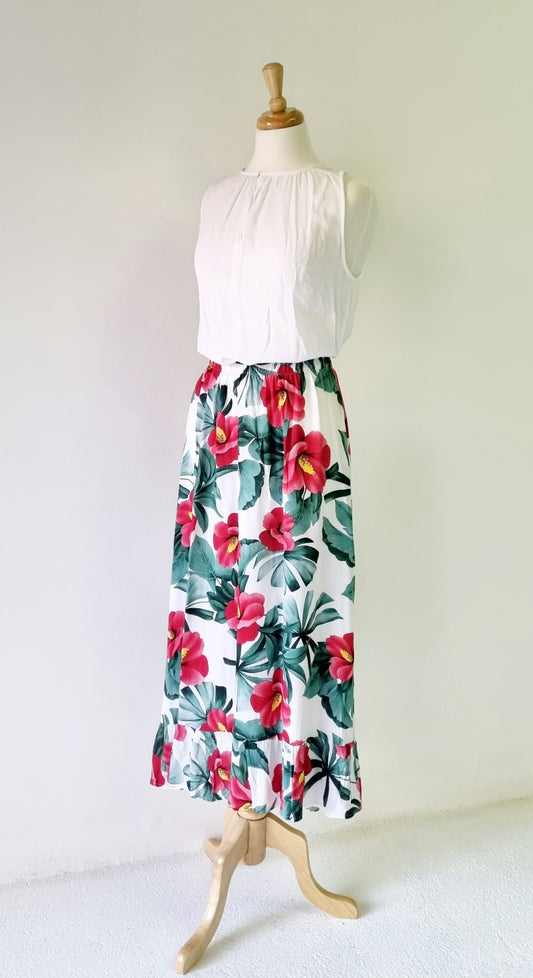 Lara - Red, Green & White Maxi Skirt