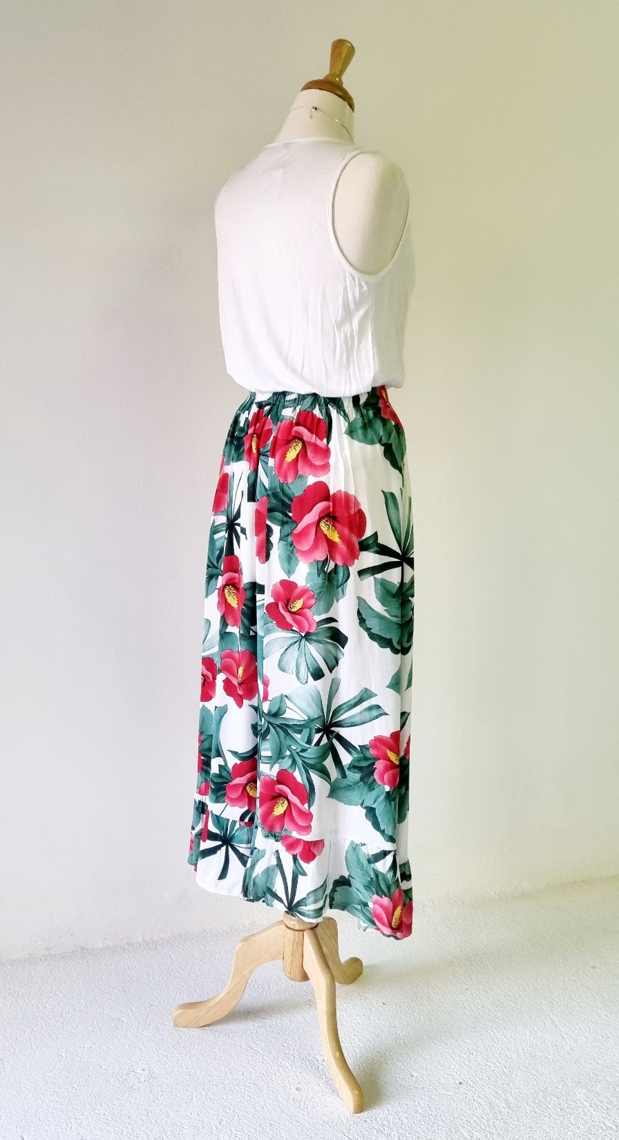Lara - Red, Green & White Maxi Skirt