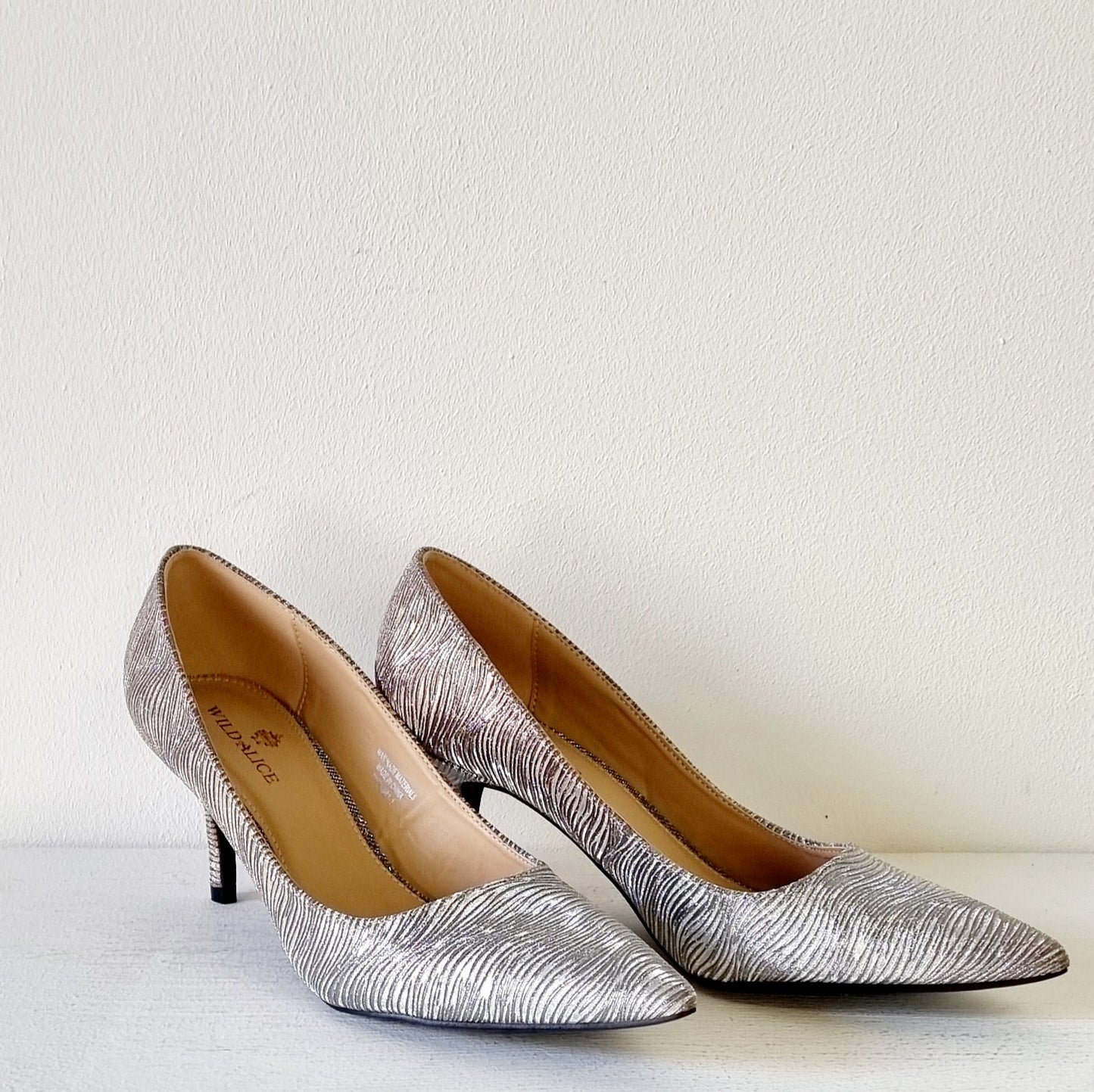 Wild Alice - Sophisticated sliver gold ombre heeled court shoes