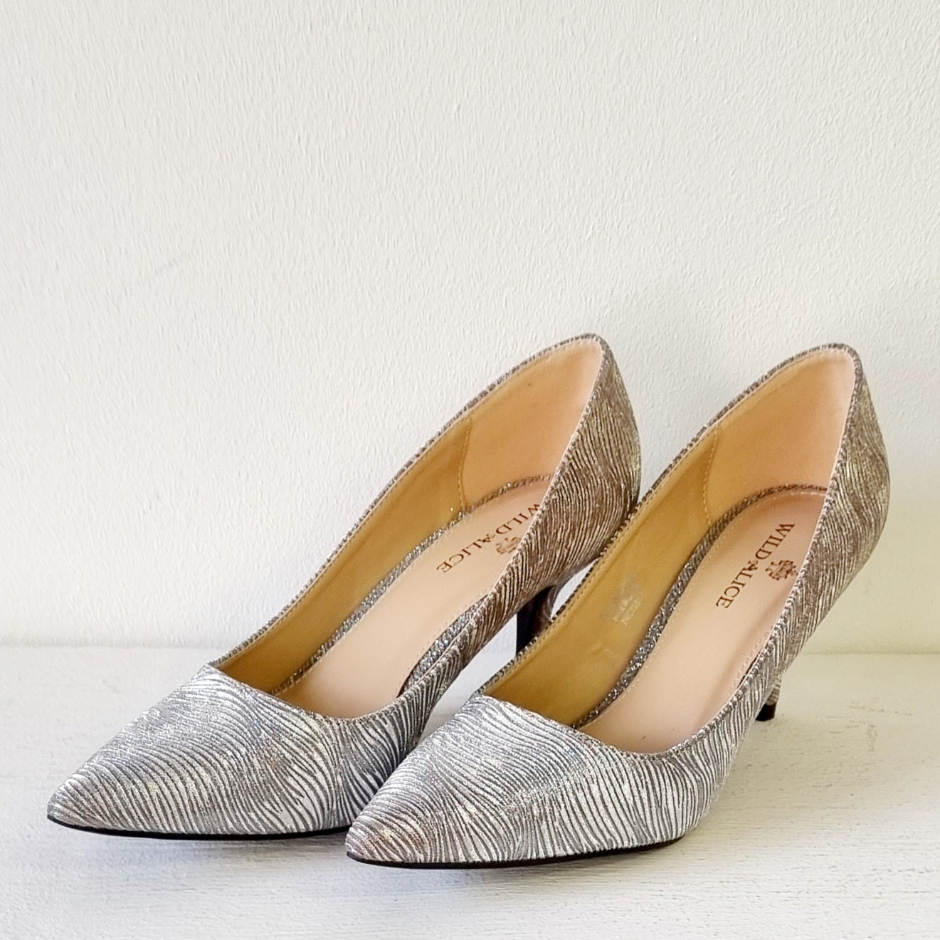 Wild Alice - Sophisticated sliver gold ombre heeled court shoes