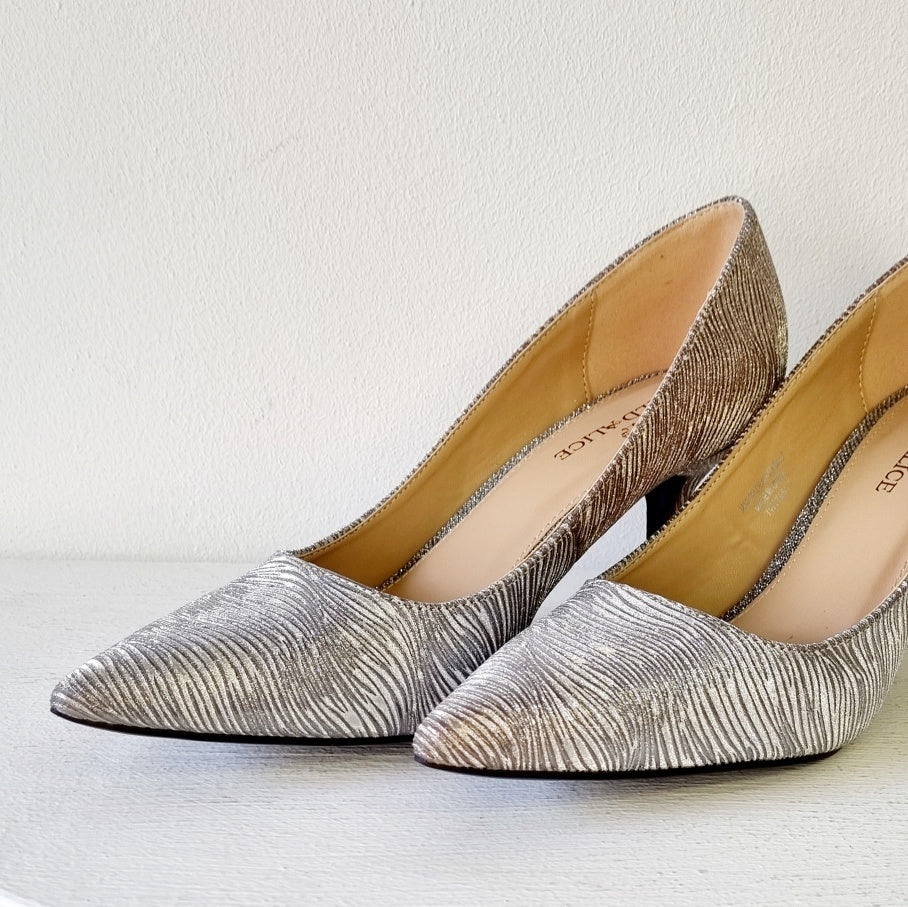 Wild Alice - Sophisticated sliver gold ombre heeled court shoes