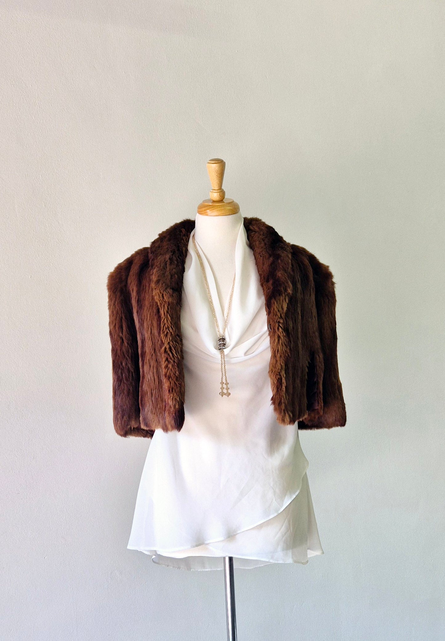 Graham 10Y Furrier Brown Mink Fur Stole