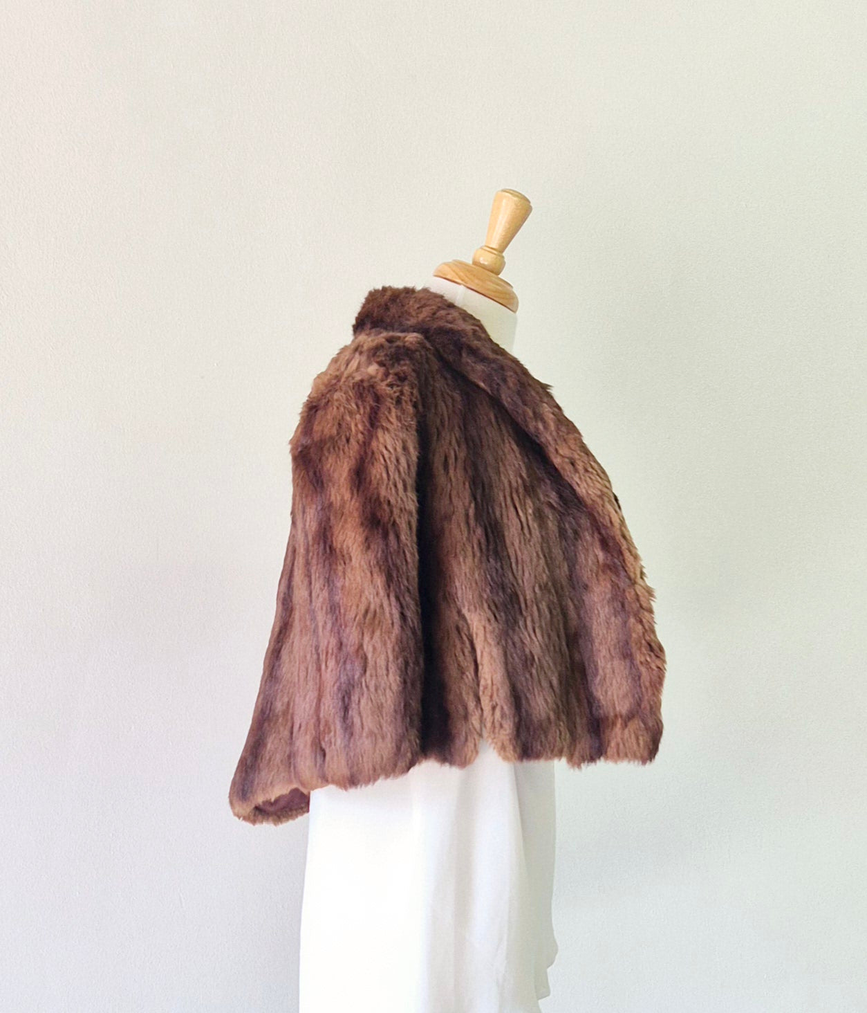 Graham 10Y Furrier Brown Mink Fur Stole