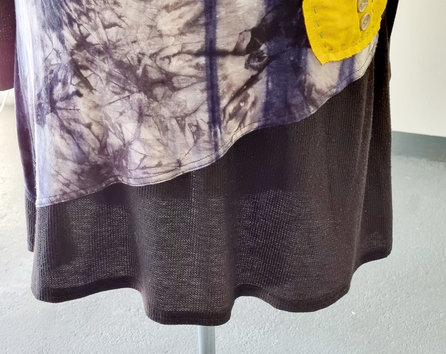 Vintago - Black long sleeve short dress