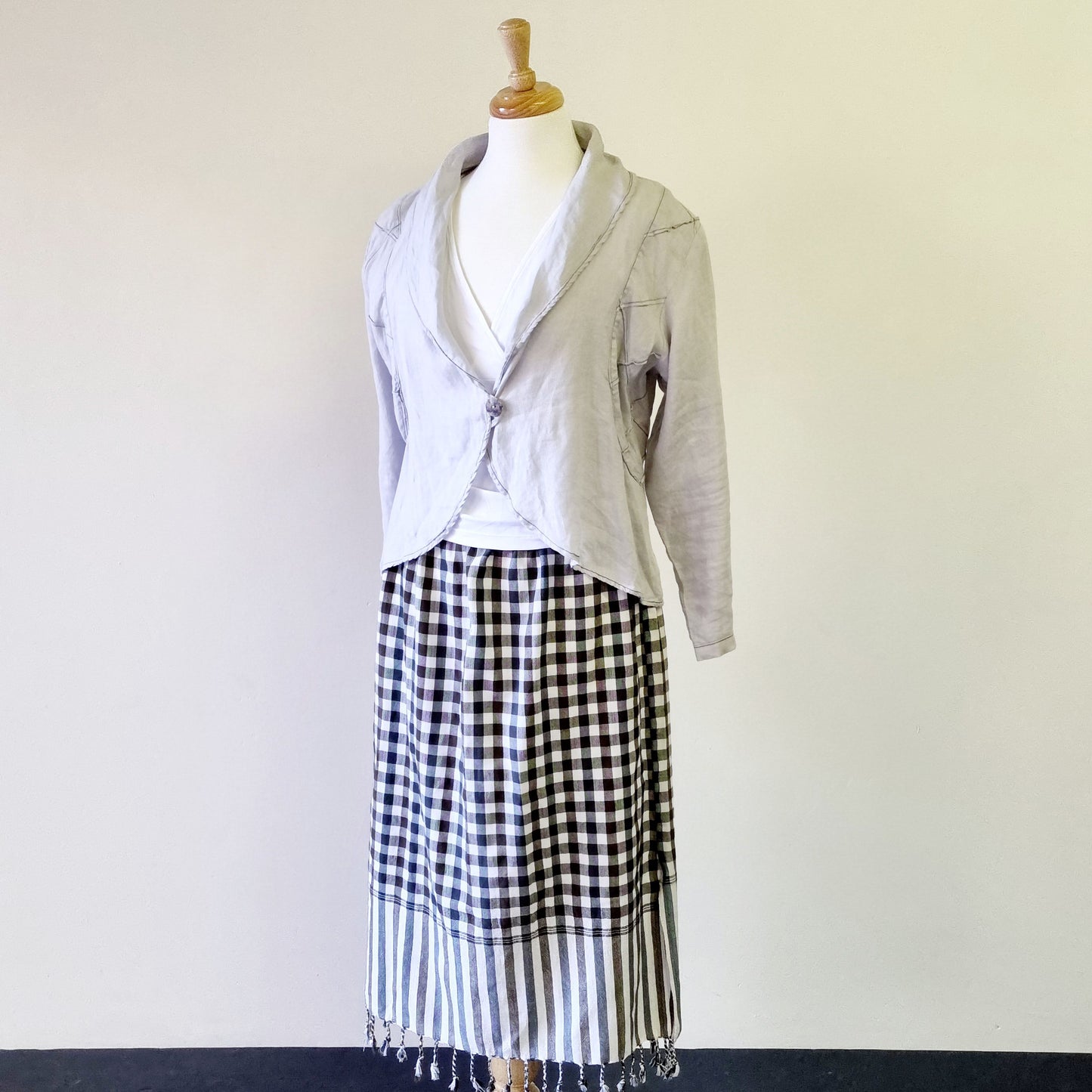 No Tag - Tasseled brown check skirt