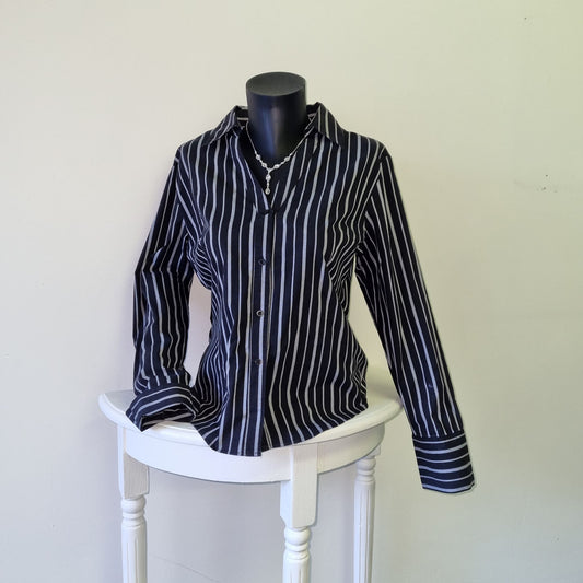 Kelso - Black striped long sleeved collared shirt