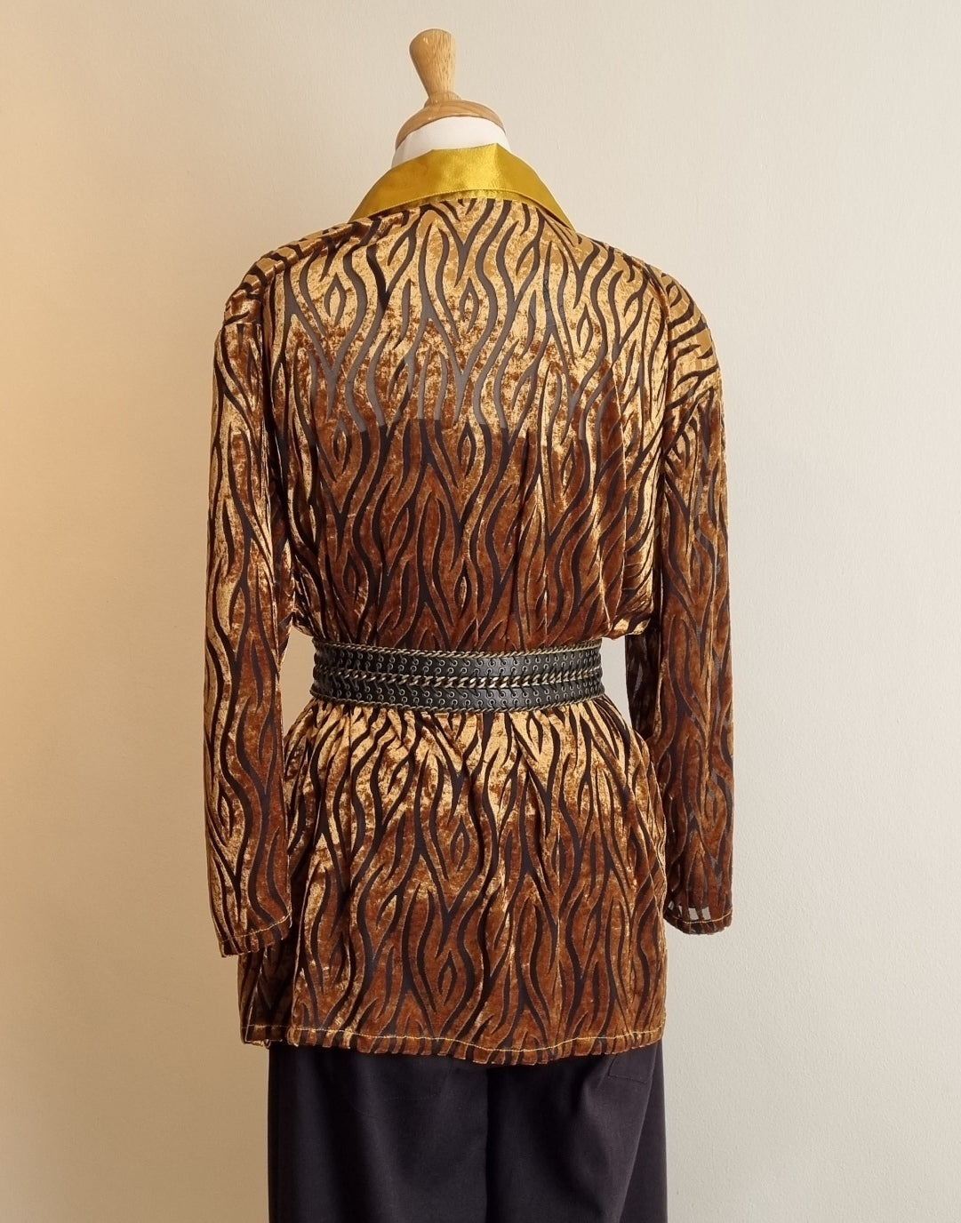 No Tag - Gold & Brown animal print long sleeve shirt