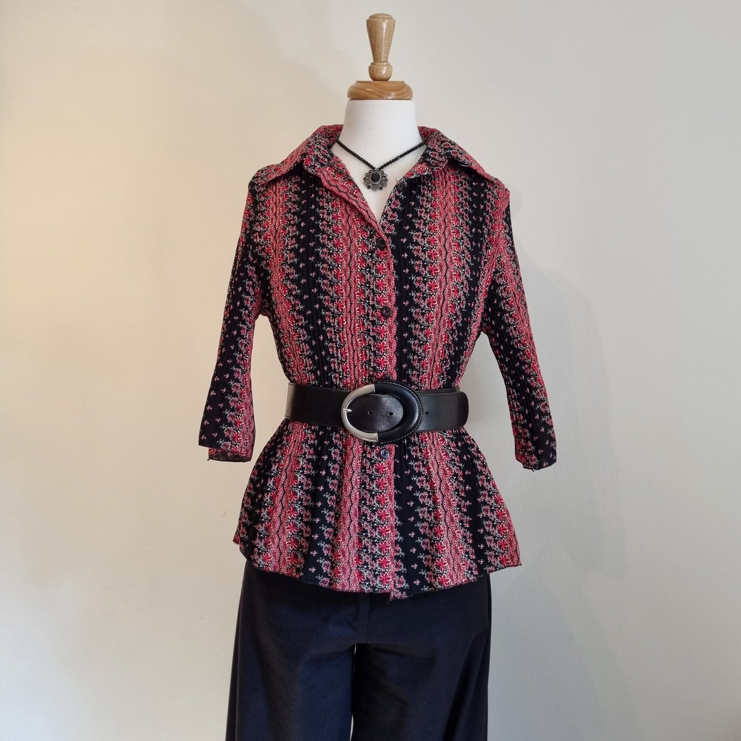 Made in SA - Black & red pleated short sleeve shirt