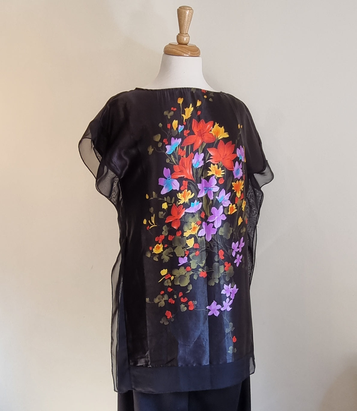 Made in SA - Black silk printed round necked blouse