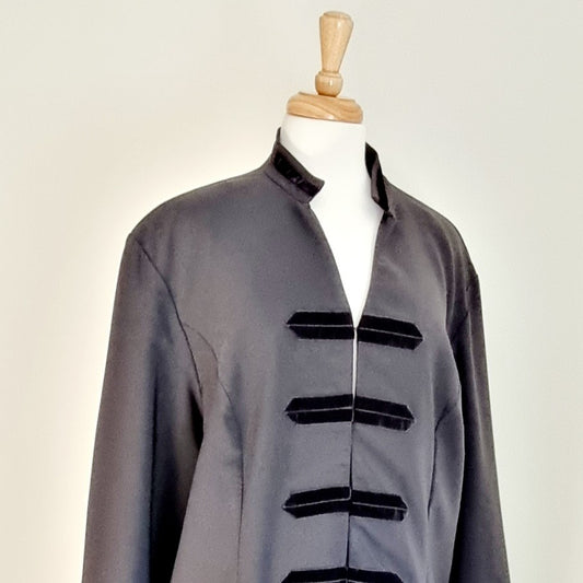 Donna Claire - Black velvet trimmed coat