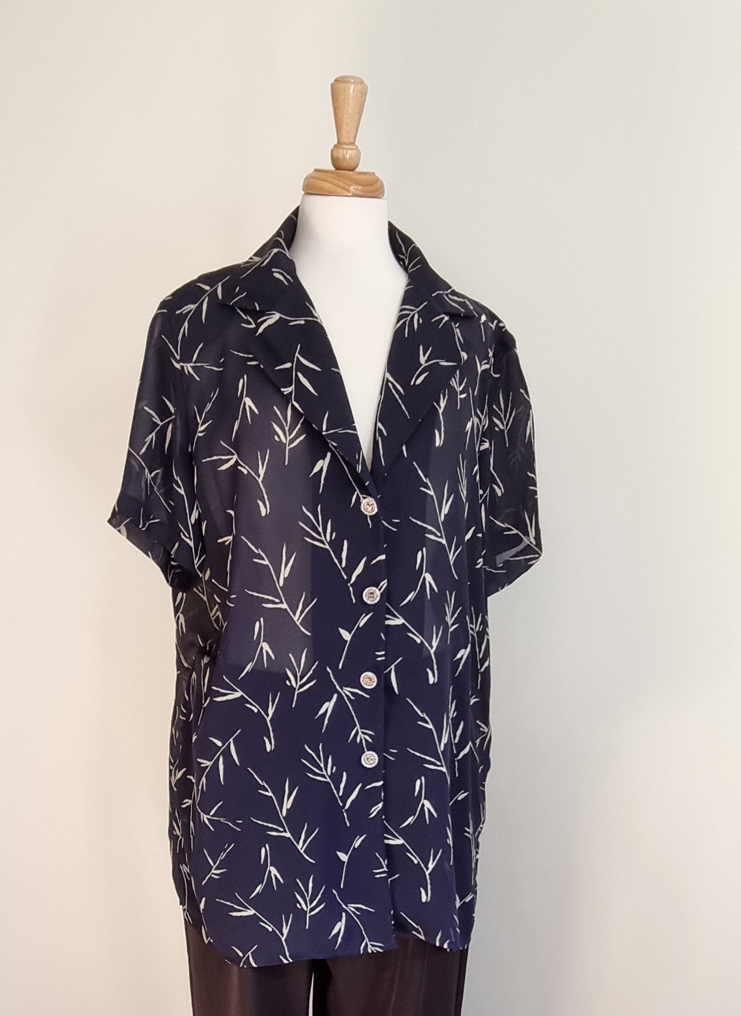 Rhapsody - Black & gold short sleeve shirt