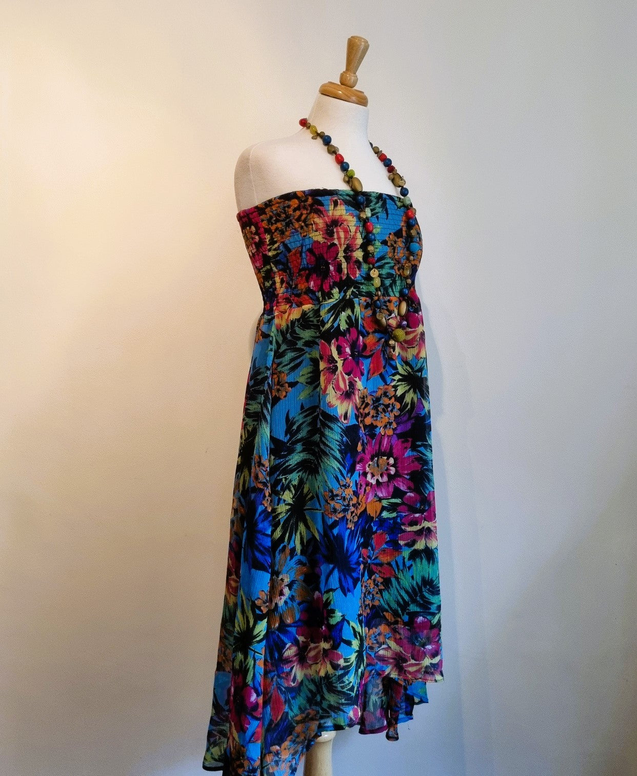 News - Colorful strapless long hi-lo hem summer dress