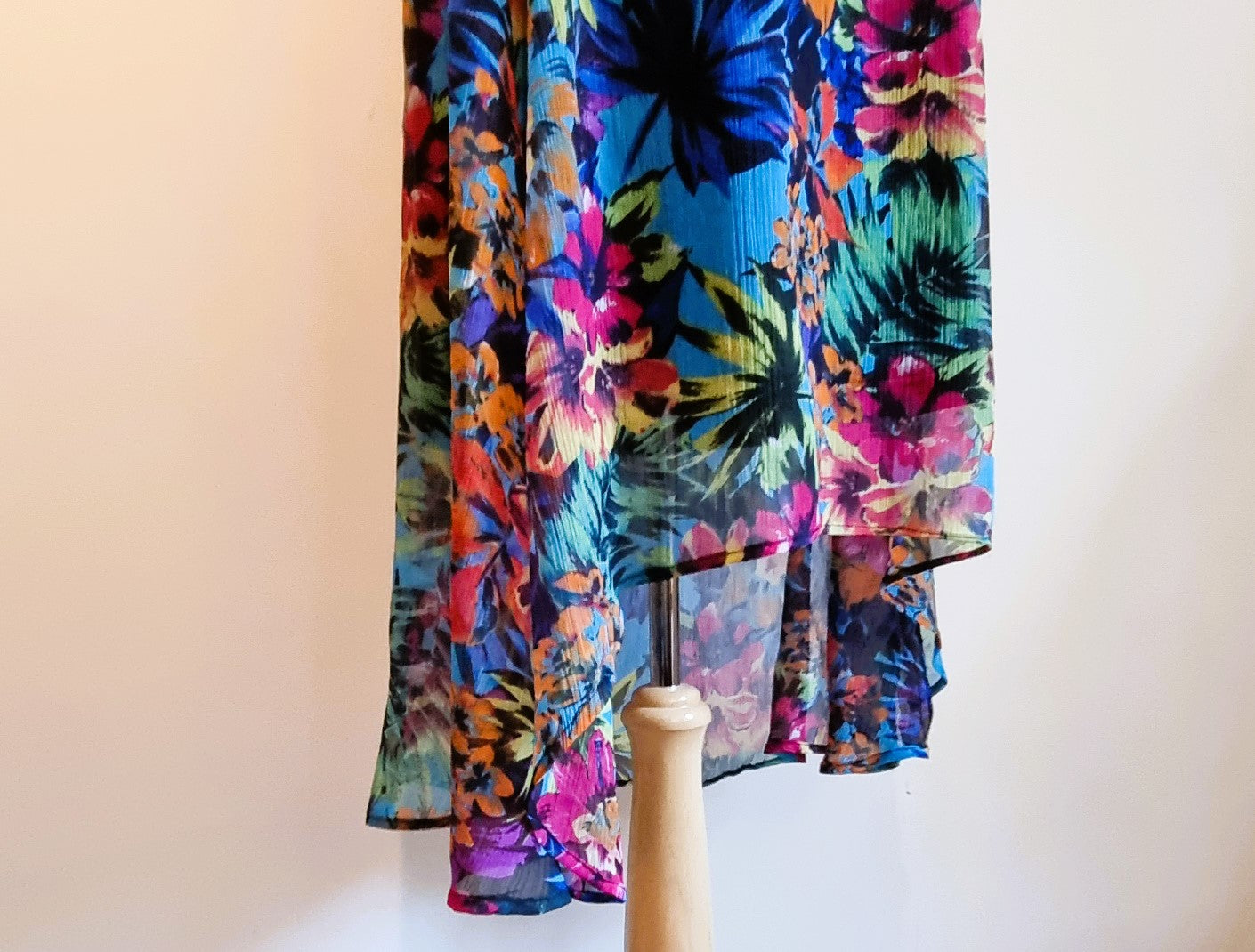 News - Colorful strapless long hi-lo hem summer dress