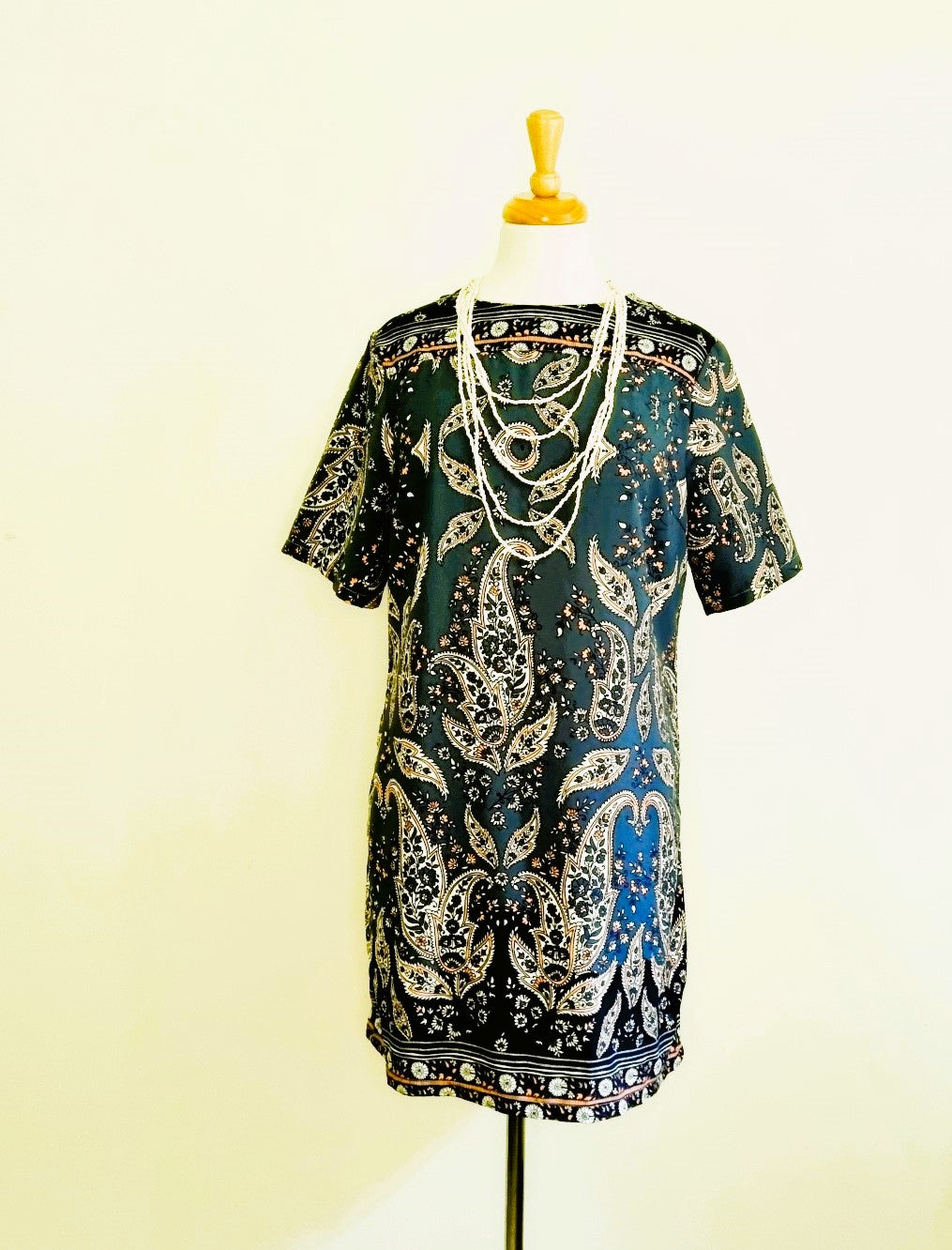 Cheroke Los Angeles - Blue & Pink paisley midi dress